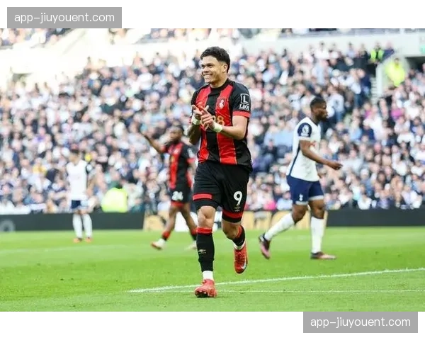 布伦特福德客场控场表现起伏较大，对阵伯恩茅斯互交白卷